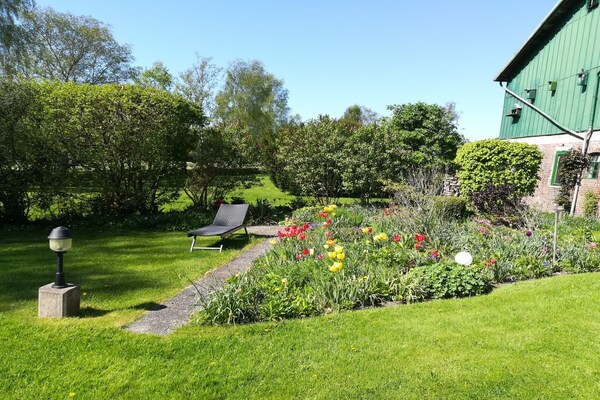 Foto van Jessen rechts Moderne retraite - Vakantiehuis in Gelting - GardenSummer