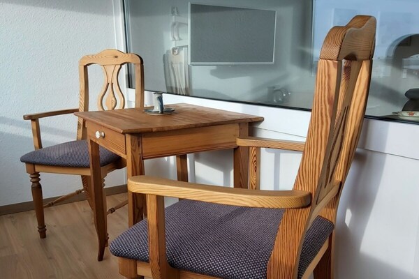 Foto van App 63 Comfortabele vakantiewoning - Vakantiehuis in Nordstrand - LivingRoom