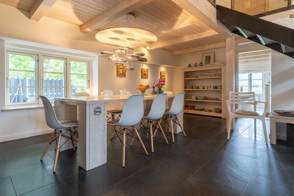 Foto van Rietgedekte vakantiewoning in Westerhever met sauna - LivingRoom