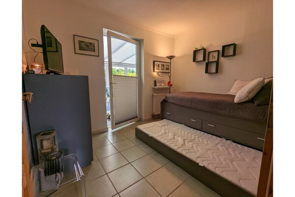 Foto van Bungalow mit Kamin in Dornumersiel - Vakantiehuis in Dornumersiel - BedRoom