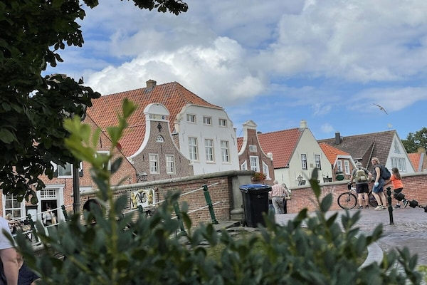 Foto van Inhibit Anna Brise Comfortabele vakantiewoning - Vakantiehuis in Greetsiel - ExteriorSummer