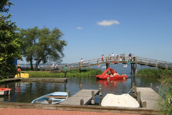 Foto van Lüerßen direct aan zee (appartement 7) - Vakantiehuis in Wunstorf-Steinhude - AreaSummer5KM