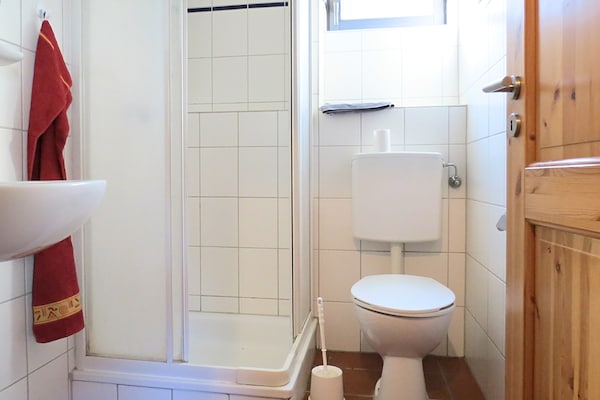 Foto van Appartement met terras in Hüddingen - Vakantiehuis in Bad Wildungen - BathRoom