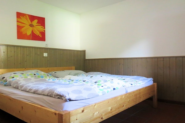 Foto van Appartement met terras in Hüddingen - Vakantiehuis in Bad Wildungen - BedRoom