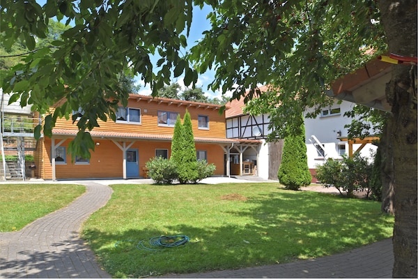 Foto van Appartement met terras in Hüddingen - Vakantiehuis in Bad Wildungen - ExteriorSummer