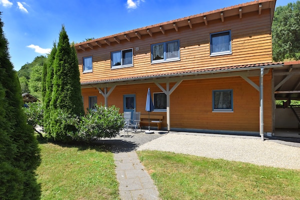 Foto van Appartement met terras in Hüddingen - Vakantiehuis in Bad Wildungen - ExteriorSummer