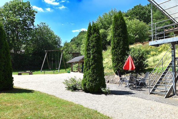 Foto van Appartement met terras in Hüddingen - Vakantiehuis in Bad Wildungen - ViewSummer