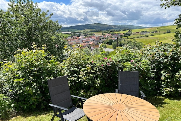 Foto van Vakantiehuis in het Knüllgebergte met balkon - Vakantiehuis in Neuenstein-Mühlbach - ViewSummer