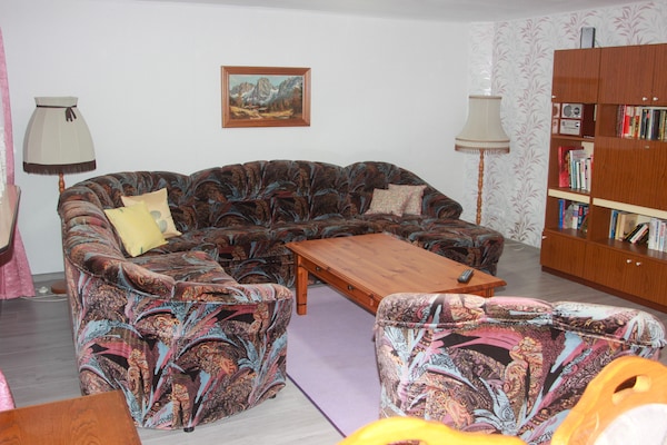 Foto van Uitnodigend vakantieappartement in het pittoreske Staßfurt - LivingRoom