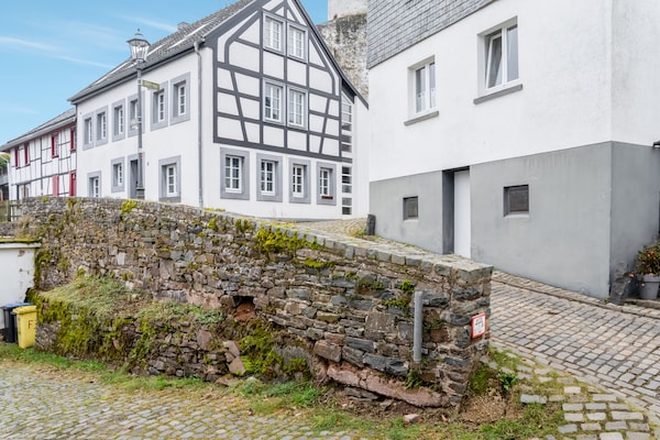 Foto van Appartement met wellnessoase - Vakantiehuis in Hellenthal- Reifferscheid - ExteriorSummer