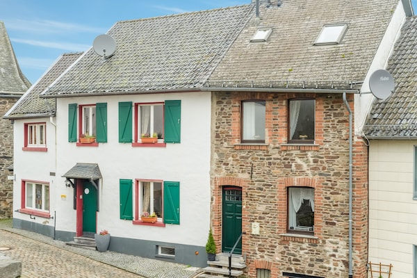 Foto van Appartement met wellnessoase - Vakantiehuis in Hellenthal- Reifferscheid - ExteriorSummer
