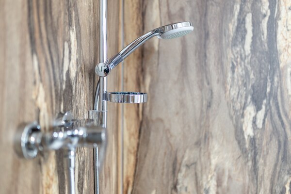 Foto van Kronenburger Comfort Bungalow - Vakantiehuis in Hallschlag - BathRoom