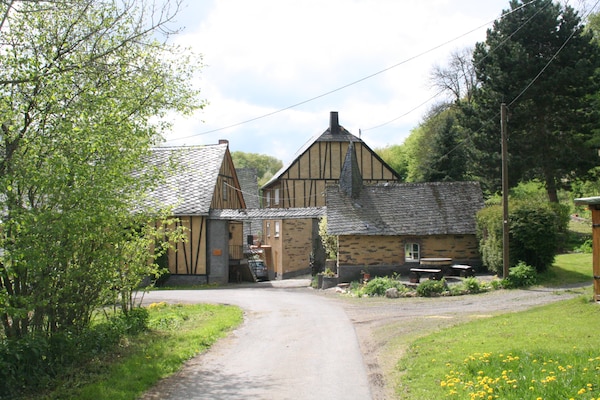 Foto van Molenretraite in Kaifenheim - Vakantiehuis in Kaifenheim - ExteriorSummer