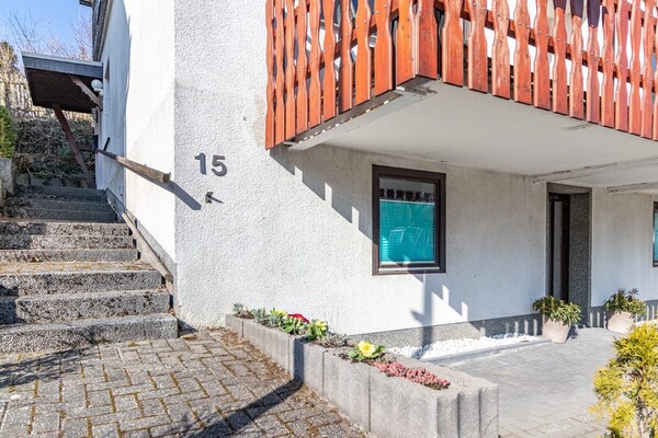 Foto van Vakantiehuis in Bödefeld met balkon - Vakantiehuis in Schmallenberg - ExteriorSummer