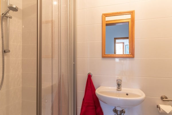 Foto van Vakantiehuis in Bödefeld met balkon - Vakantiehuis in Schmallenberg - BathRoom