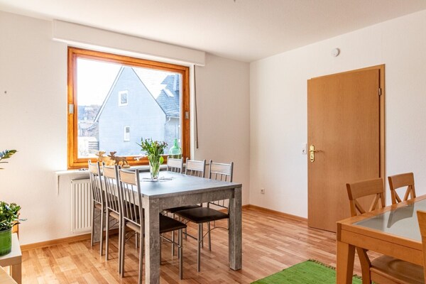 Foto van Vakantiehuis in Bödefeld met balkon - Vakantiehuis in Schmallenberg - DiningRoom