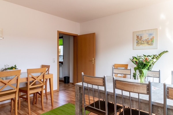 Foto van Vakantiehuis in Bödefeld met balkon - Vakantiehuis in Schmallenberg - DiningRoom