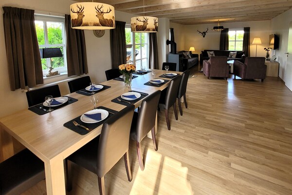 Foto van Chalet in Winterberg bij Kappe Avontuur - Vakantiehuis in Winterberg - DiningRoom