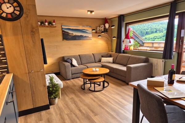 Foto van Appartement met uitzicht op de bergen nabij Winterberg - LivingRoom