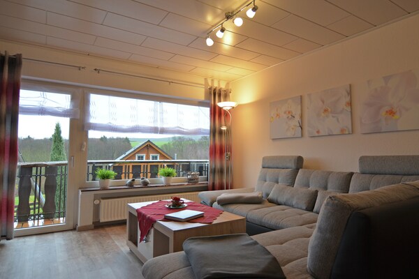 Foto van Gemütliche Wohnung für 4 Personen - Vakantiehuis in Medebach-Wissinghausen - LivingRoom
