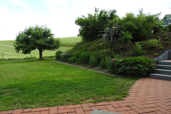 Foto van Deifeld Tuin Terras Verblijf - Vakantiehuis in Medebach - Deifeld - AreaSummer5KM