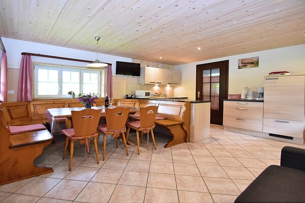 Foto van Boerderijschuilplaats, Mühlenbach - Vakantiehuis in Mühlenbach - LivingRoom