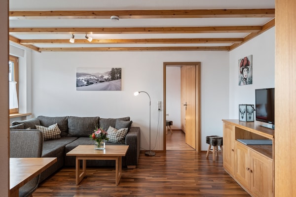 Foto van Schilderachtig appartement, Kaiserhaus - Vakantiehuis in Bernau - LivingRoom