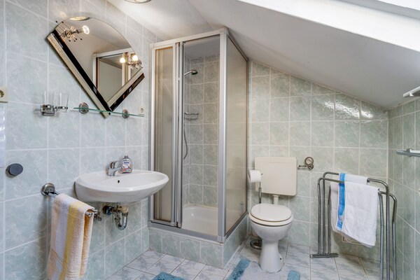 Foto van Boerderij in Spandlberg bij Hohe Bogen - Vakantiehuis in Neukirchen bei Heiligenblut - BathRoom