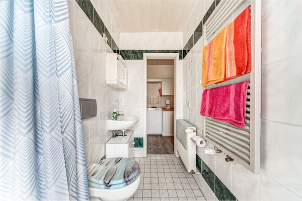 Foto van Gezellig appartement nabij wandelpaden - Vakantiehuis in Heubach - BathRoom