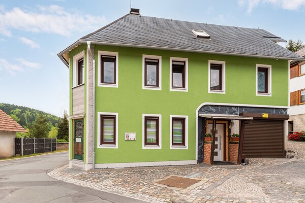 Foto van Appartement in Stützerbach vlakbij skipiste - Vakantiehuis in Stützerbach - ExteriorSummer