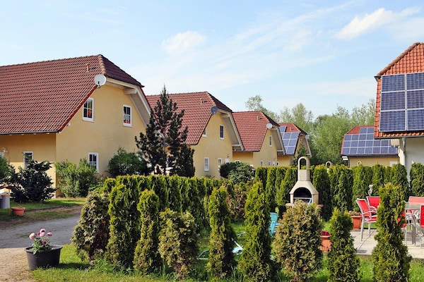 Foto van Vakantiehuizen aan het Kummerowermeer, Verchen - Vakantiehuis in Verchen - ExteriorSummer