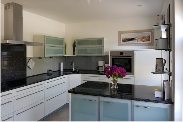Foto van Vakantiehuis met drie badkamers in Dornumersiel - Vakantiehuis in Dornumersiel - Kitchen