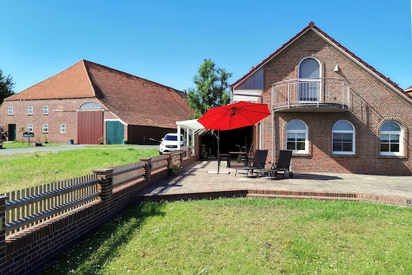 Foto van Vakantiehuis met drie badkamers in Dornumersiel - Vakantiehuis in Dornumersiel - TerraceBalcony