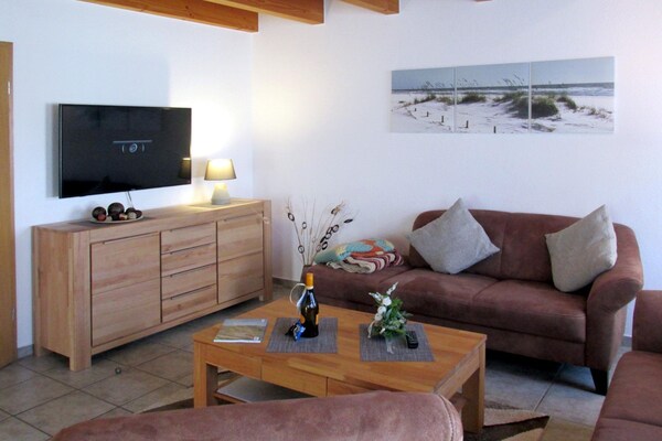 Foto van Vakantiehuis Wattperlchen in Dornum - Vakantiehuis in Neßmersiel - LivingRoom