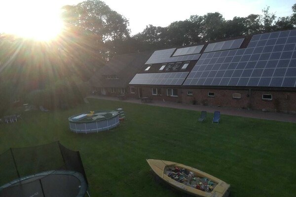 Foto van Appartement Landhaus Markus, Süderschwei - Vakantiehuis in Süderschwei - ExteriorSummer