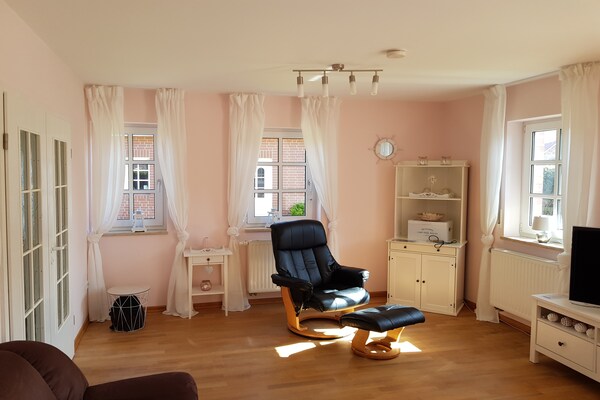 Foto van Ferienhaus Marlina Glueckstreffer in Büsum nahe - Vakantiehuis in Büsum - LivingRoom