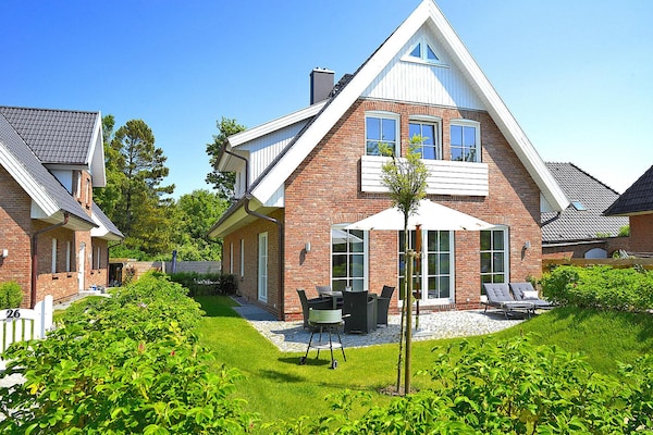 Foto van Vakantieappartement in Wyk auf Föhr - Vakantiehuis in Wyk auf Föhr - ExteriorSummer