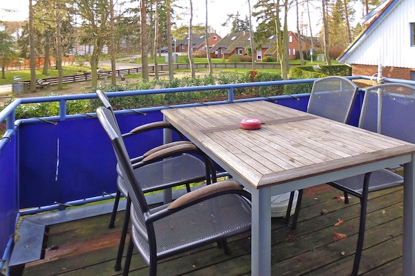 Foto van Vakantieappartement in Boltenhagen voor 6 personen - TerraceBalcony