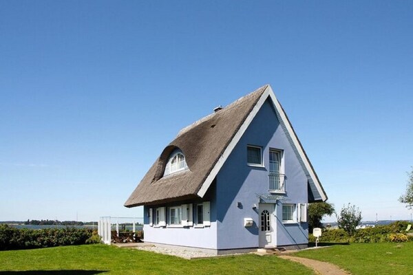 Foto van Vakantiehuis in Vieregge met terras - Vakantiehuis in Vieregge - ExteriorSummer