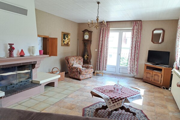 Foto van Vakantiehuis bij Kasteel Lichtenberg - Vakantiehuis in Reipertswiller - LivingRoom