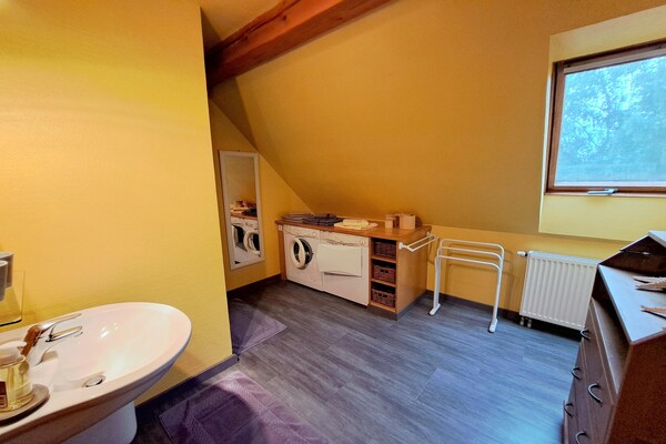 Foto van Vakantieboerderij in Pfaffenhofen met zwembad - Vakantiehuis in Kindwiller - BathRoom