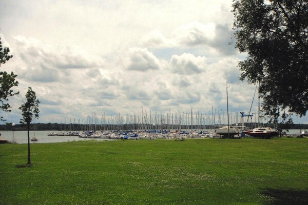 Foto van Huis bij Lac de Madine met historische charme - Vakantiehuis in Lahayville - AreaSummer1KM