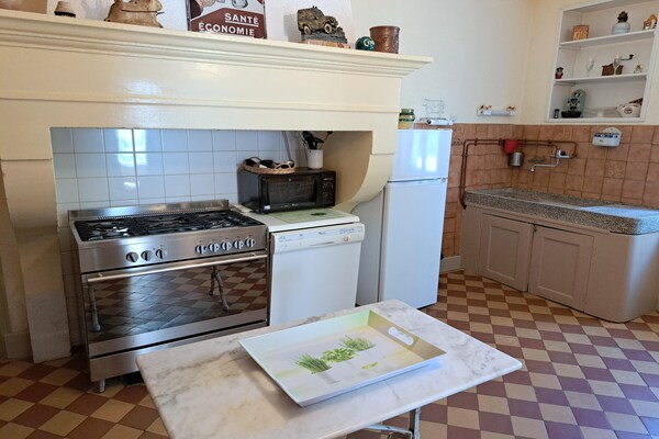 Foto van Huis bij Lac de Madine met historische charme - Vakantiehuis in Lahayville - Kitchen