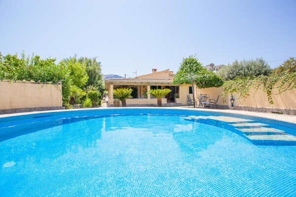 Foto van Villa in Pollença met privézwembad & tuin - Vakantiehuis in PollenÇa, Illes Balears - ExteriorSummer