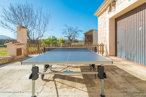 Foto van Familievilla met buitenzwembad - Vakantiehuis in MontuÏri, Illes Balears - Wellness