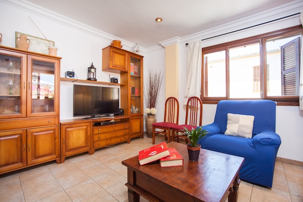 Foto van Huisje in Muro met privézwembad & BBQ - Vakantiehuis in Muro, Illes Balears - LivingRoom