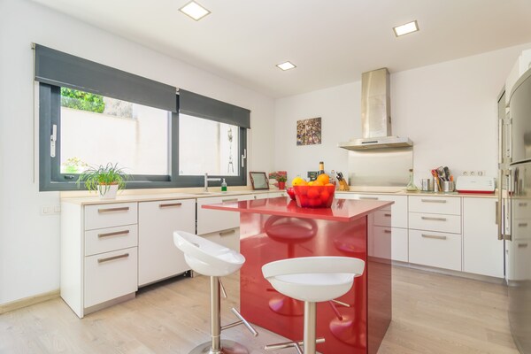 Foto van Huis in Sa Pobla bij Noordelijke Stranden - Vakantiehuis in Sa Pobla, Illes Balears - ExteriorSummer