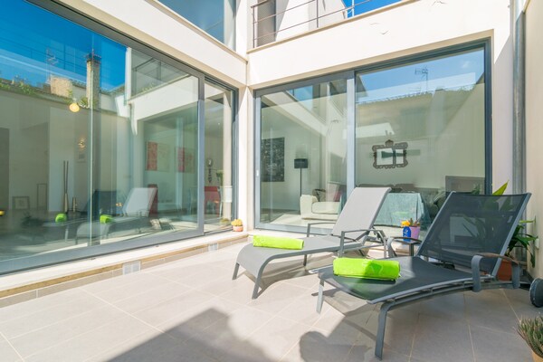 Foto van Huis in Sa Pobla bij Noordelijke Stranden - Vakantiehuis in Sa Pobla, Illes Balears - ExteriorSummer