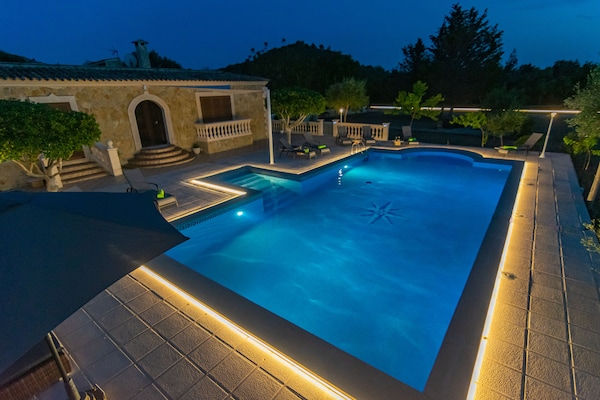 Foto van Landhuis in Capdepera met privézwembad - Vakantiehuis in Capdepera, Illes Balears - ExteriorSummer