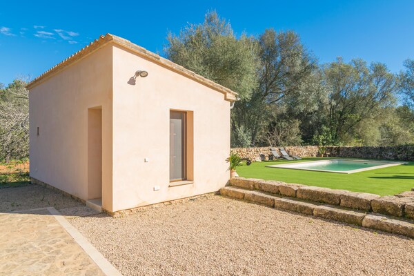Foto van Authentieke Finca met Zoutzwembad - Vakantiehuis in Algaida, Illes Balears - ExteriorSummer